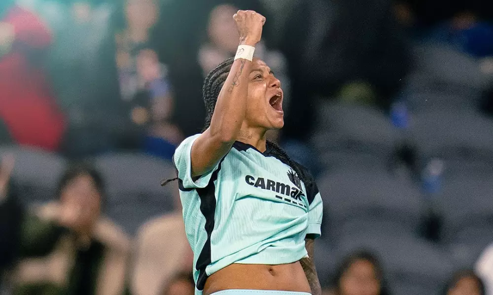 Geyse comemora gol em goleada do Gotham FC sobre o Angel City na NWSL