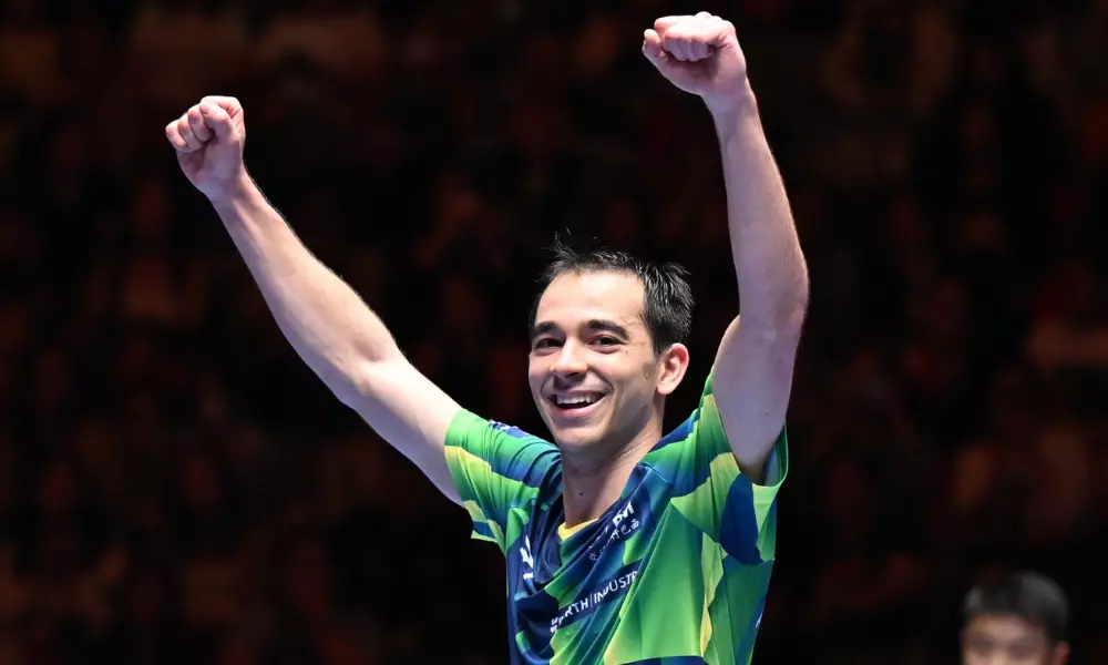 Hugo Calderano vence semifinal da Copa do Mundo de tênis de mesa em Macau