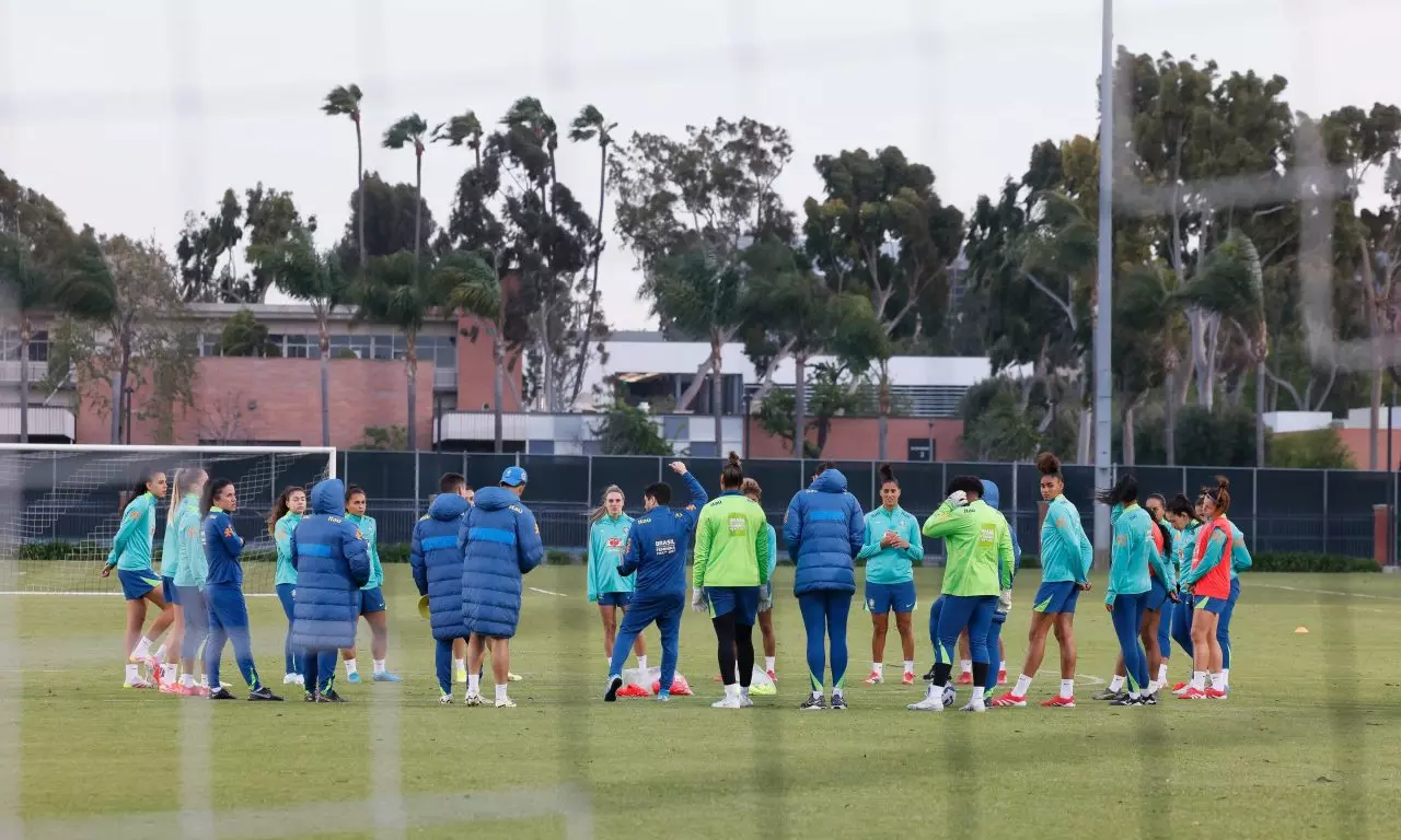 Seleção feminina de futebol treino amistoso EUA Estados Unidos