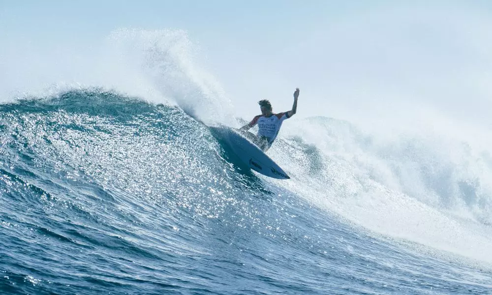 Samuel Pupo foi o único surfista no primeiro dia de Margaret River a conseguir duas notas de nível excelente (Beatriz Ryder/WSL)