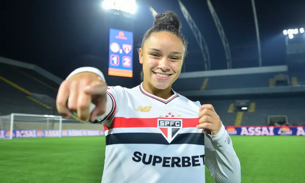 Dudinha no São Paulo x Palmeiras pelo Brasileirão Feminino
