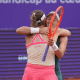 Luisa Stefani e Timea Babos vencem estreia da chave de duplas em Roland Garros