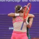 Luisa Stefani e Timea Babos vencem estreia da chave de duplas em Roland Garros