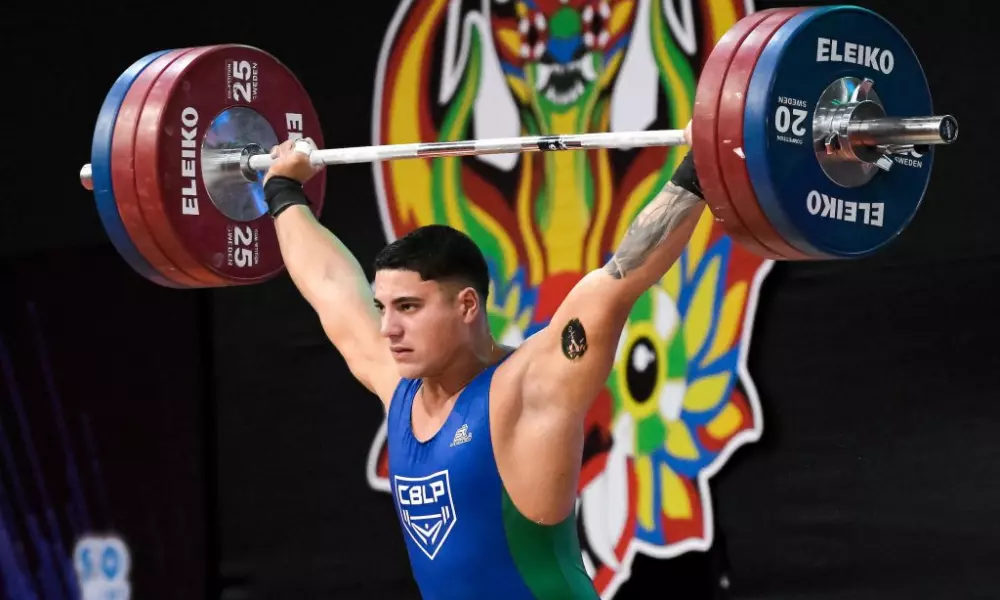 Matheus Pessanha no Mundial Júnior e Juvenil de levantamento de pesos