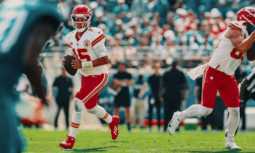 Patrick Mahomes - NFL FLAG FOOTBALL - declarou interesse em jogar na Olimpíada
