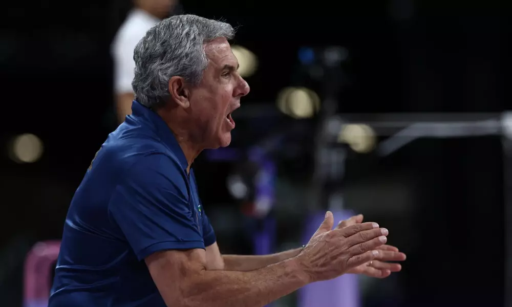 José Roberto Guimarães inscreveu 30 atletas para a VNL Feminina