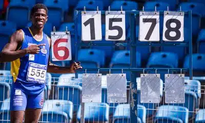Na imagem, Alexander Santa Cruz, que assumiu o topo do Ranking Mundial Sub-18 no salto triplo.