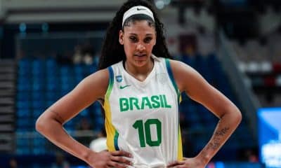 Kamilla Cardoso destaca força da defesa em vitória contra o Canadá