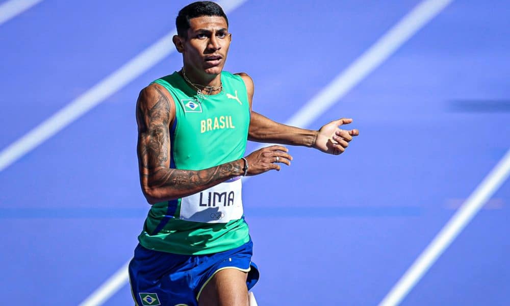 2024.08.05 - Jogos Olímpicos Paris 2024 - Atletismo masculino - 400m com barreiras masculino - Matheus Lima na disputa das eliminatórias. - Foto: Wander Roberto/COB