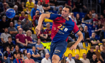 Thiagus Petrus em ação pelo Barcelona