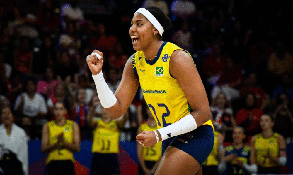 Ana Cristina - Vôlei - VNL - faixa Paula Pequeno