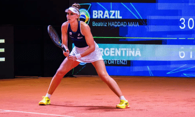 Bia Haddad Maia em jogo da Billie Jean King Cup