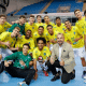 Seleção brasileira após vitória sobre o Uruguai no Mundial sub-21 de handebol masculino
