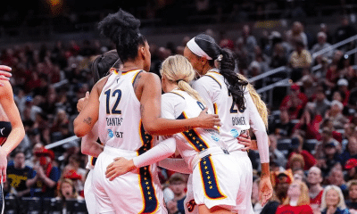 Damiris Dantas com a camisa do Indiana Fever, na WNBA