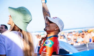 Italo Ferreira voando em saquarema WSL Surfe