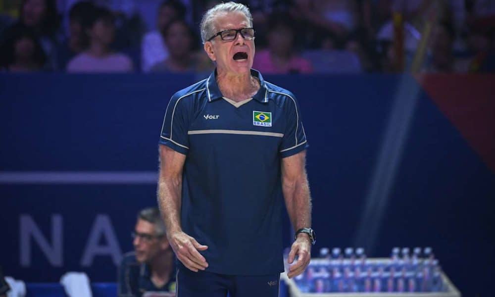 Bernardinho é o técnico do Brasil na Liga das Nações (VNL) de vôlei masculino