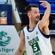 Elinho armador da seleção brasileira no jogo em que o Brasil perdeu da Nova Zelândia no basquete