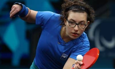 Sophia Kelmer campeã do Elite da Tailândia de tênis de mesa paralímpico