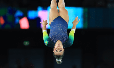 Camilla Gomes na Copa do Mundo de ginástica de trampolim