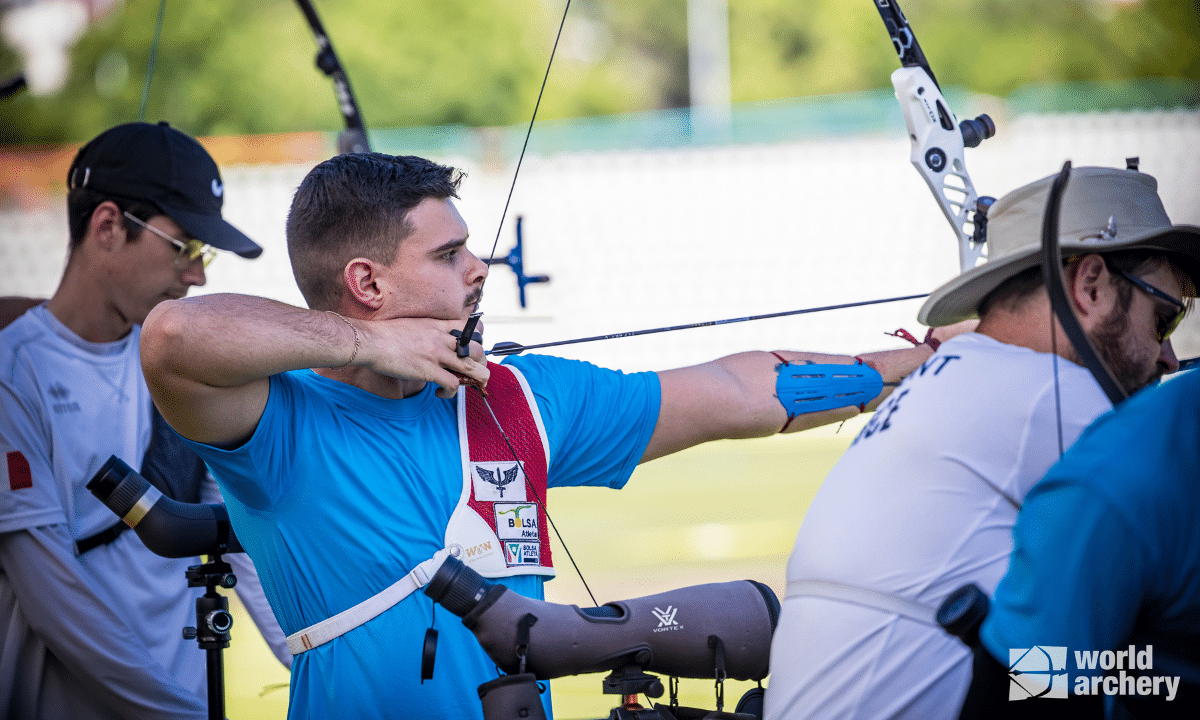 Matheus Ely na Copa do Mundo de tiro com arco em Madri 