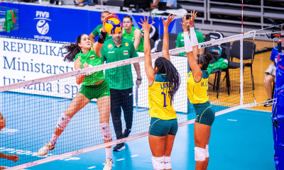 Mundial Sub-19 - atacante da Bulgária duela contra o bloqueio do Brasil