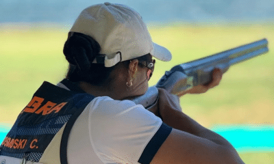 Camila Cosmovski em ação na fossa olímpica