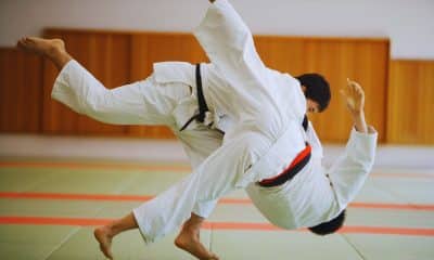 7 exercícios para melhorar a postura inspirados no judô