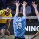Alan atacando em vitória do Brasil diante da Eslovênia na disputa do bronze da VNL 2025