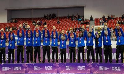 Brasil comemora a conquista da medalha de ouro nos Jogos Pan-Americanos Júnior no handebol feminino