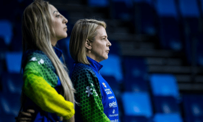 Técnica da seleção de conjuntos, Camila Ferezin e assistente técnica Bruna Martins