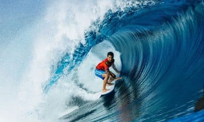 Ítalo Ferreira foi eliminado nas quartas de final em Teahupoo, mas garantiu a classificação para o WSL Finals