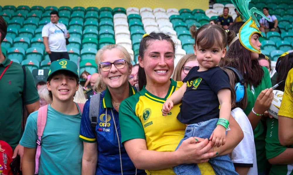 Larissa Henwood, a única mãe entre as 32 jogadoras do Brasil que disputam a Copa do Mundo de rúgbi XV