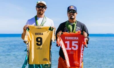 Yago Dora e Ítalo Ferreira na espera do começo do Mundial de Surfe
