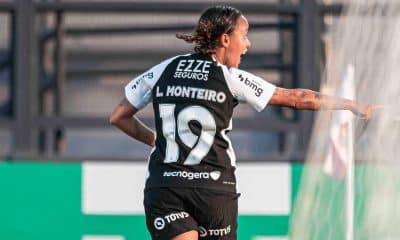 Letícia Monteiro marcou o primeiro gol do Corinthians na vitória de virada por 3 a 2 pelo Paulista contra o Bragantino