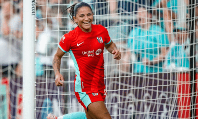 debinha, nwsl, current, reign