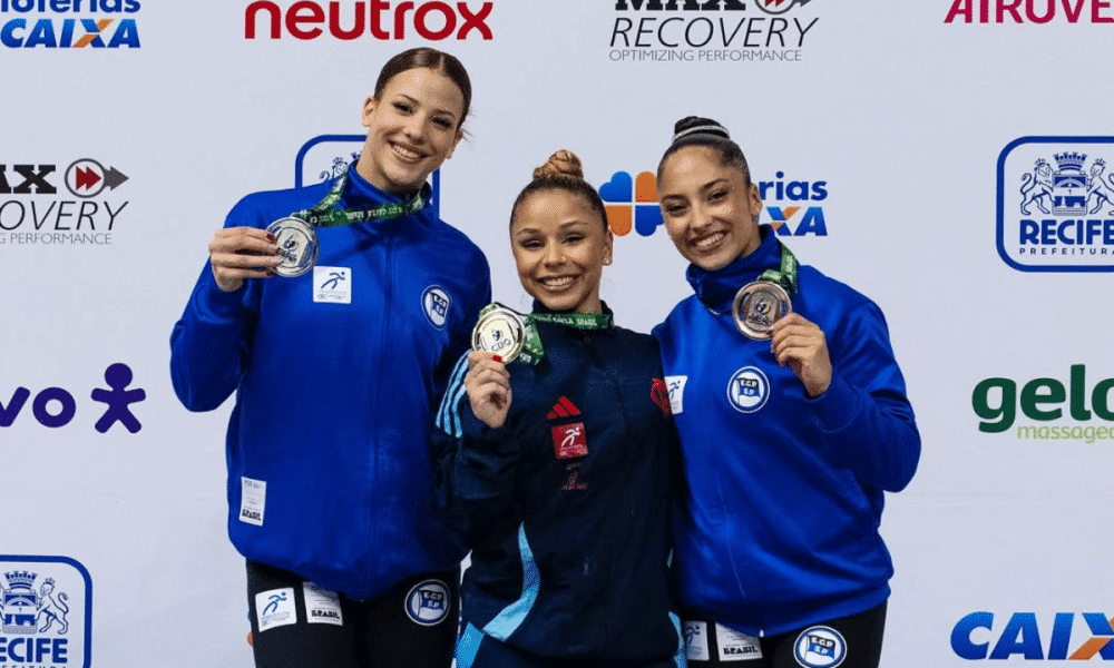 Flávia Saraiva celebra retorno, mas mantém cautela sobre Mundial
