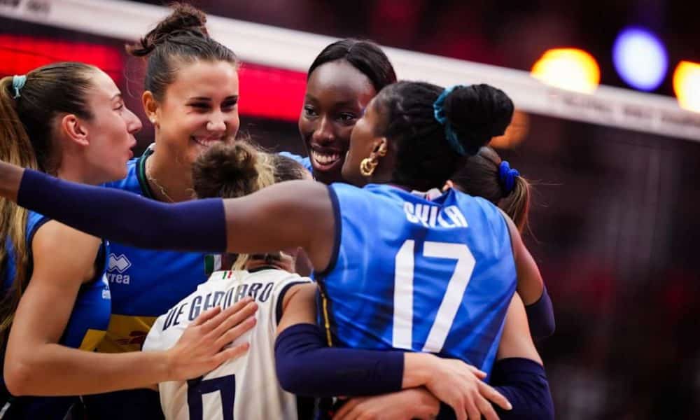 Itália vence a Polônia e garante vaga na semifinal do Mundial de vôlei feminino