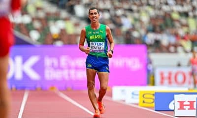 Medalha de prata nos 35 km da marcha atlética, Caio Bonfim conquistou a única medalha do Brasil até agora no Mundial de atletismo prêmio melhor do ano world athletics