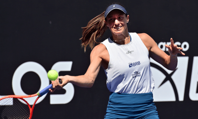 Luisa Stefani treina na quadra do SP Open