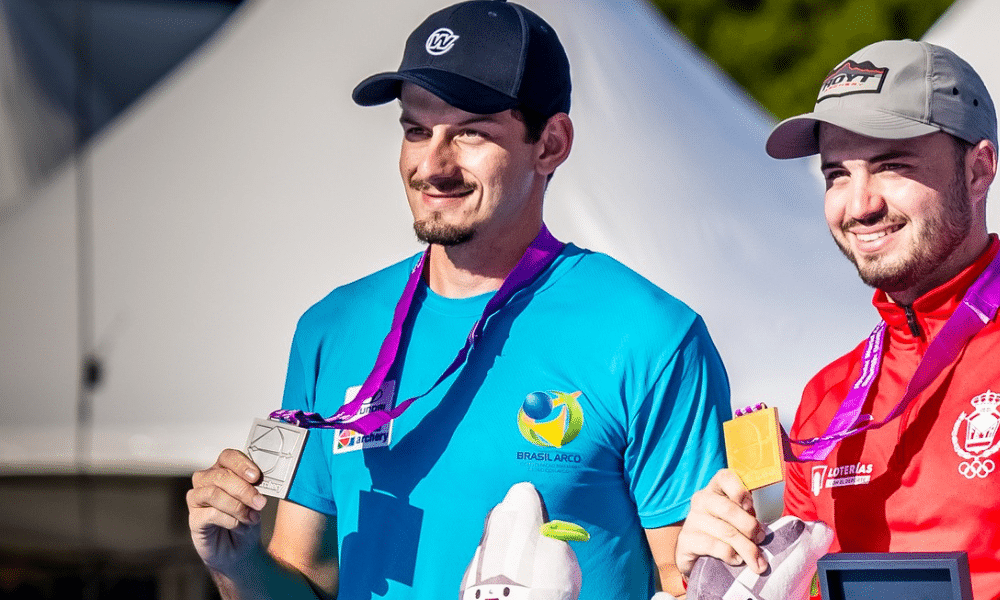 Marcus D’Almeida Mundial de Tiro com arco medalha de prata vice-campeão Andres Temiño Mediel