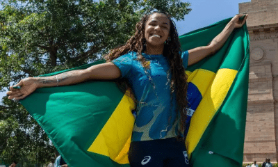 Rayane Soares Mundial de Atletismo Paralímpico porta-bandeira