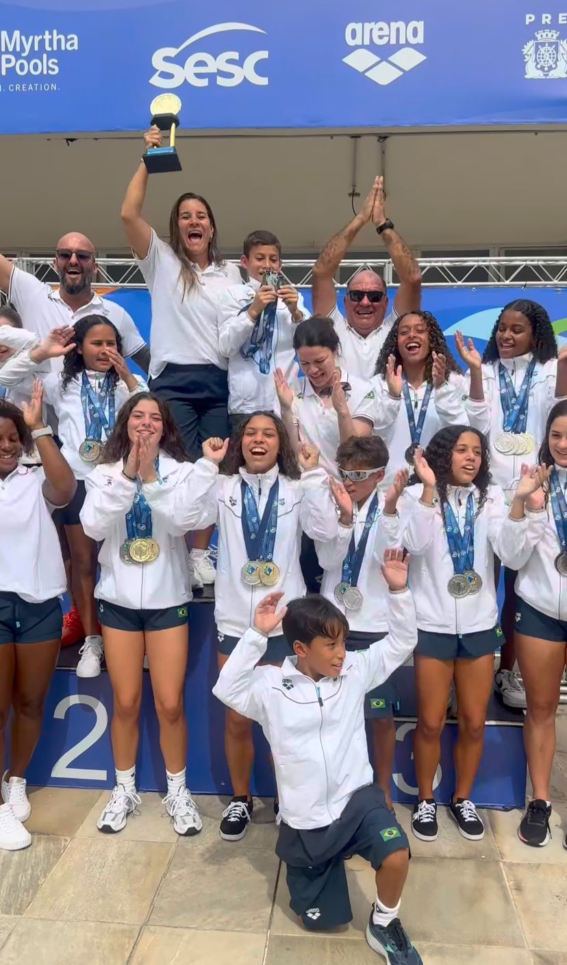 Equipe de Saltos Ornamentais brasileira é campeão no Sul-Americano Juvenil de Esportes Aquáticos (Foto: Reprodução / Instagram)