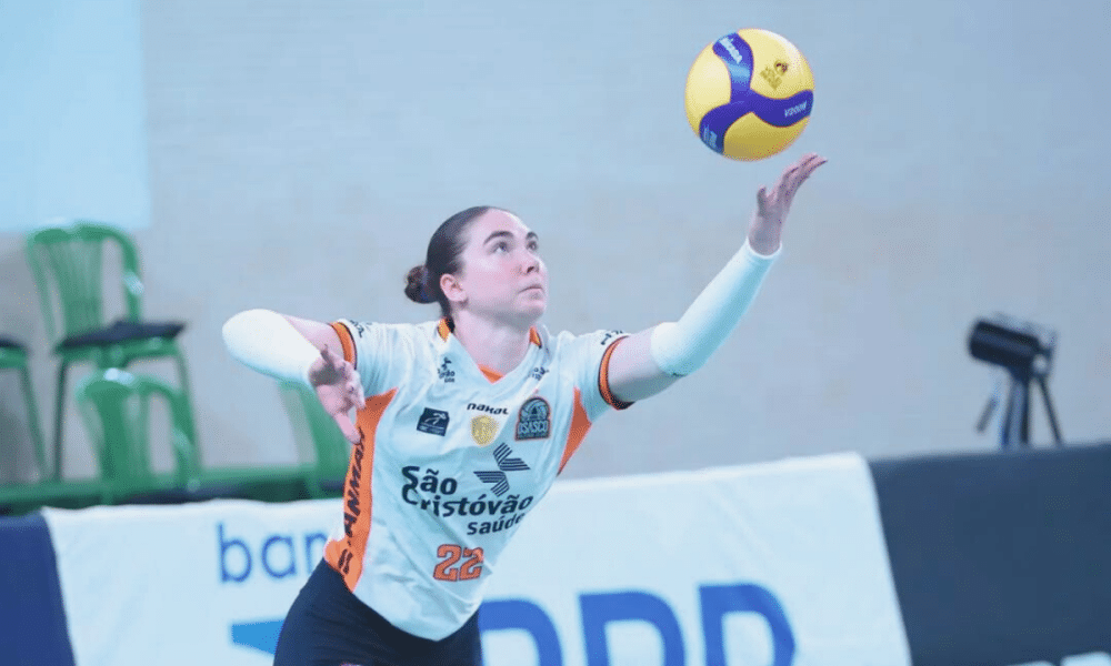 Caitie Baird desequilibrou na vitória do Osasco sobre o Brasília pela Superliga
