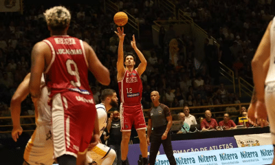 Franca abre vantagem na decisão do Paulista de Basquete