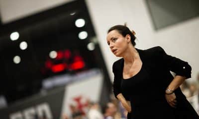 Na imagem, Jelena Todorovic, treinadora do Fortaleza Basquete Cearense, em sua primeira vitória no NBB.