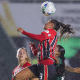 São Paulo eliminado da Libertadores com falha da zagueira Kaká