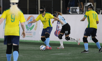 Seleção brasileira perde para a Argentina na semifinal da Copa do Mundo de Futebol de Cegas