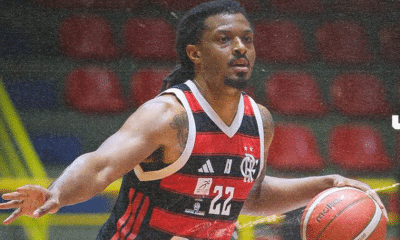 Flamengo e Corinthians se enfrentam no NBB