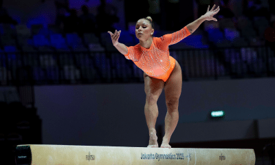 Flávia Saraiva compete na trave no Mundial de Ginástica Artística