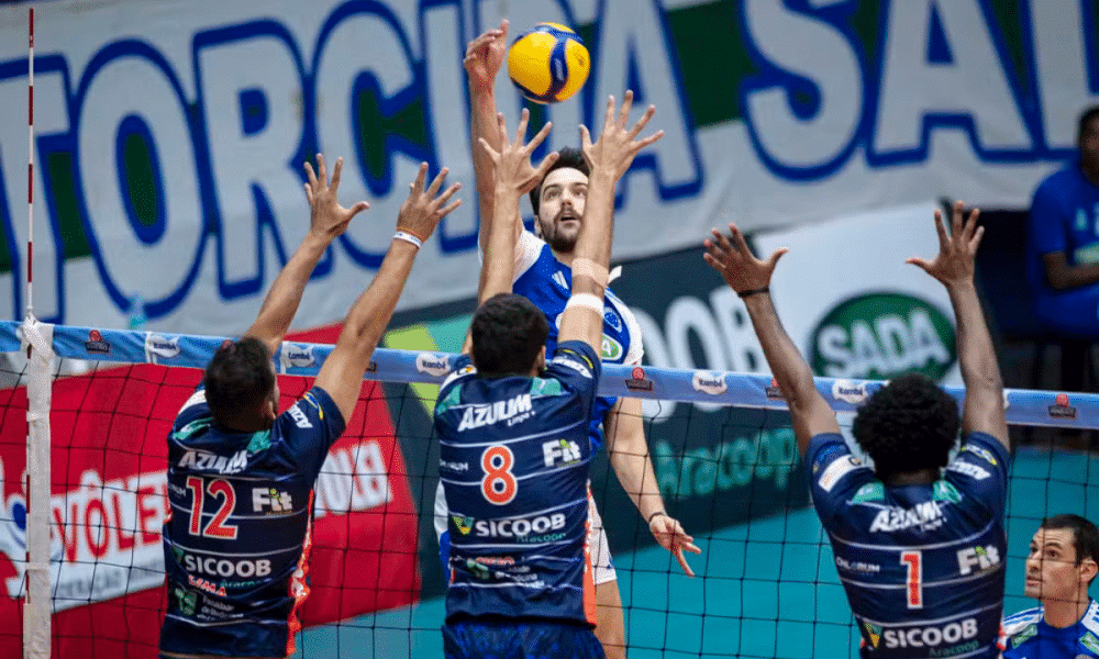 Sada Cruzeiro x Monte Carmelo na Superliga Masculina de vôlei